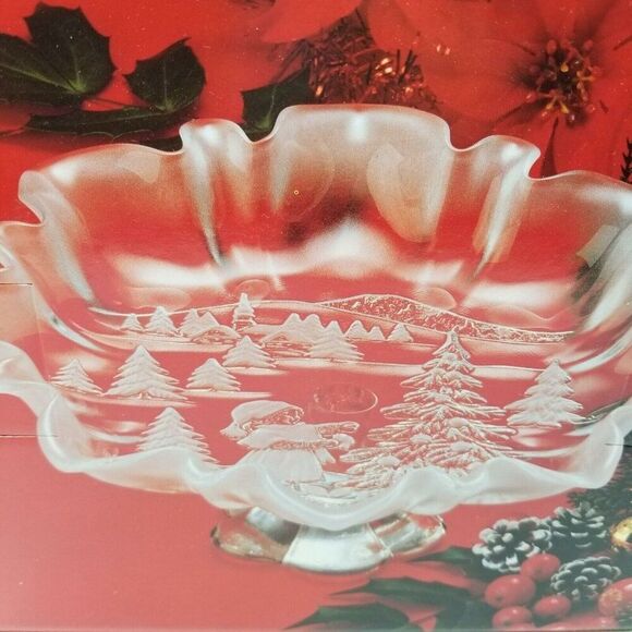 Vintage Mikasa Footed Bon Bon Festive Plate Dish Christmas Story SA 600/527 New - Picture 7 of 11